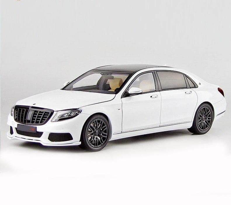 Miniature Biler Brabus S900 (1:18)