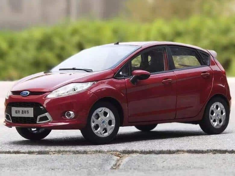 Miniature Biler Ford Fiesta 2011 (1:18)