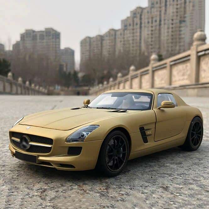Miniature Biler Mercedes Sls (1:18)