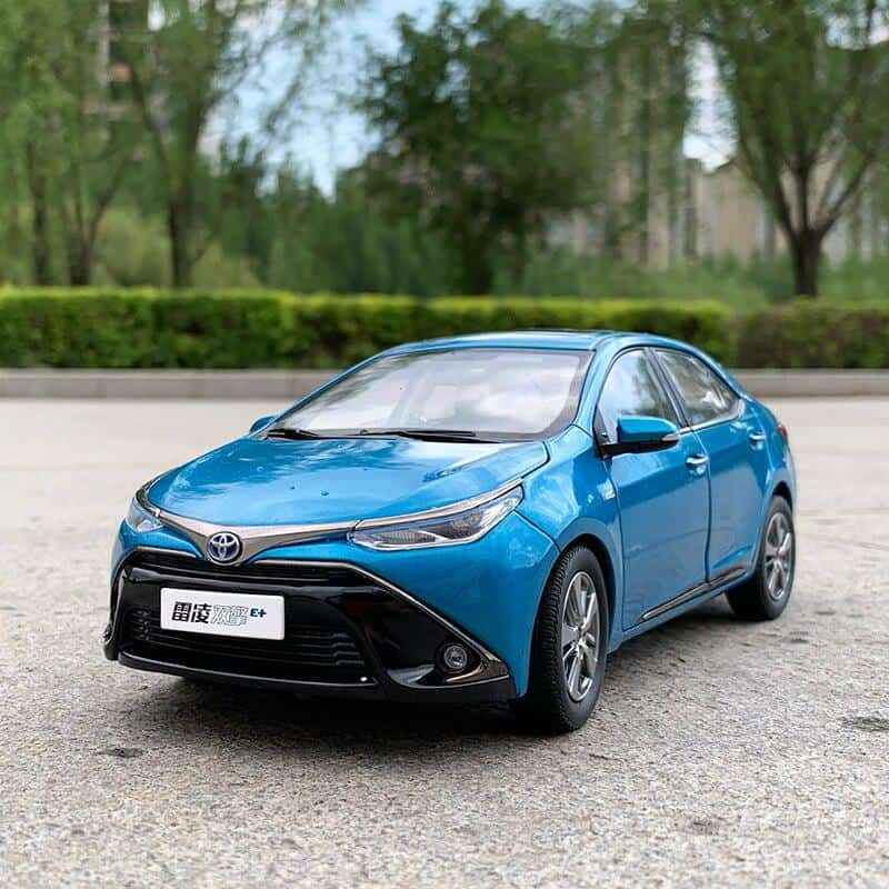 Miniature Biler Toyota Ralink (1:18)
